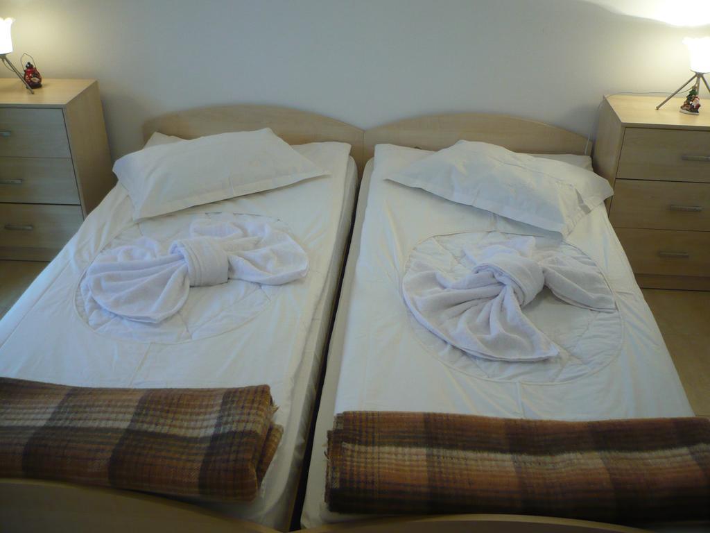 Apartment Snezhanka Pamporovo Kamer foto